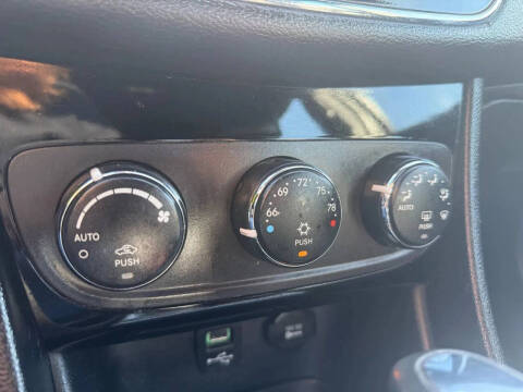 2013 Chrysler 200 Limited