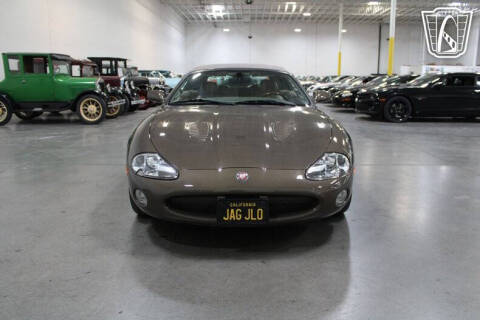 2001 Jaguar XKR