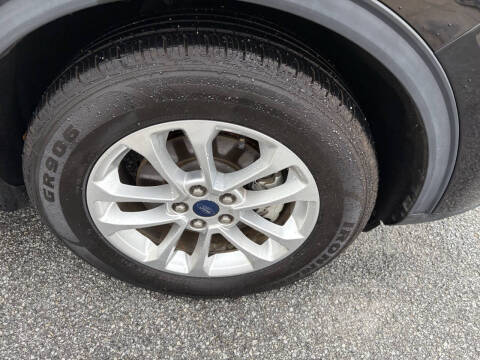 2022 Ford Escape Hybrid SE