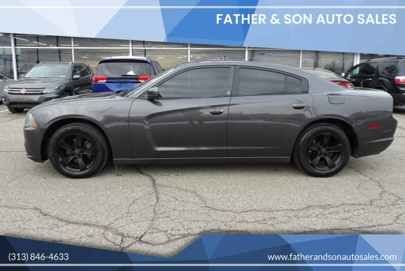 2013 Dodge Charger SE's photo