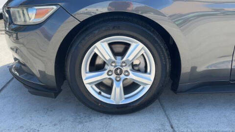 2015 Ford Mustang V6