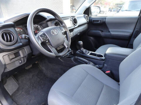 2019 Toyota Tacoma SR