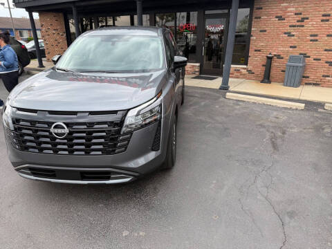 2026 Nissan Pathfinder SL