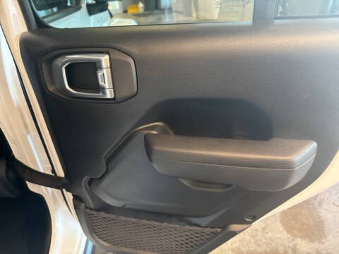 2024 Jeep Gladiator NightHawk