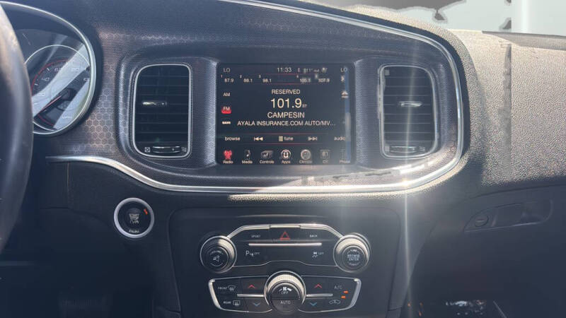 2016 Dodge Charger SXT