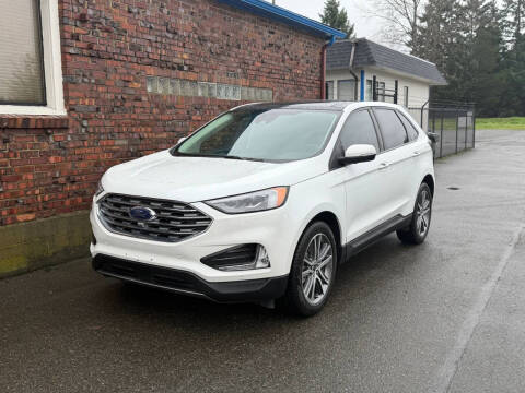 2024 Ford Edge Titanium