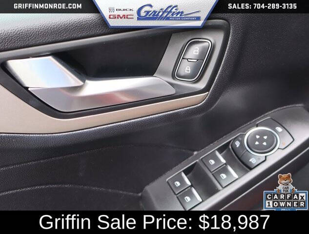 2021 Ford Escape SE