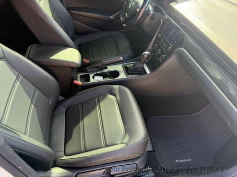 2021 Volkswagen Passat R-Line