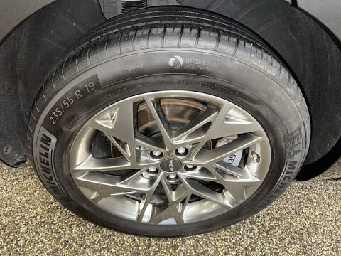 2025 Genesis GV70 2.5T Standard