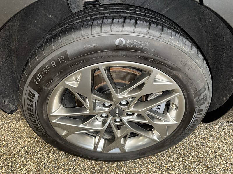 2025 Genesis GV70 2.5T Standard