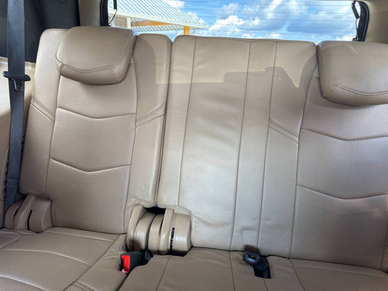 2020 Cadillac Escalade Platinum