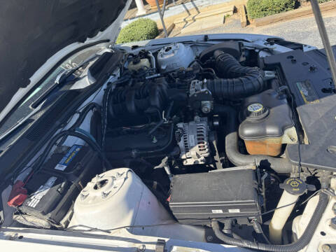 2007 Ford Mustang V6 Deluxe