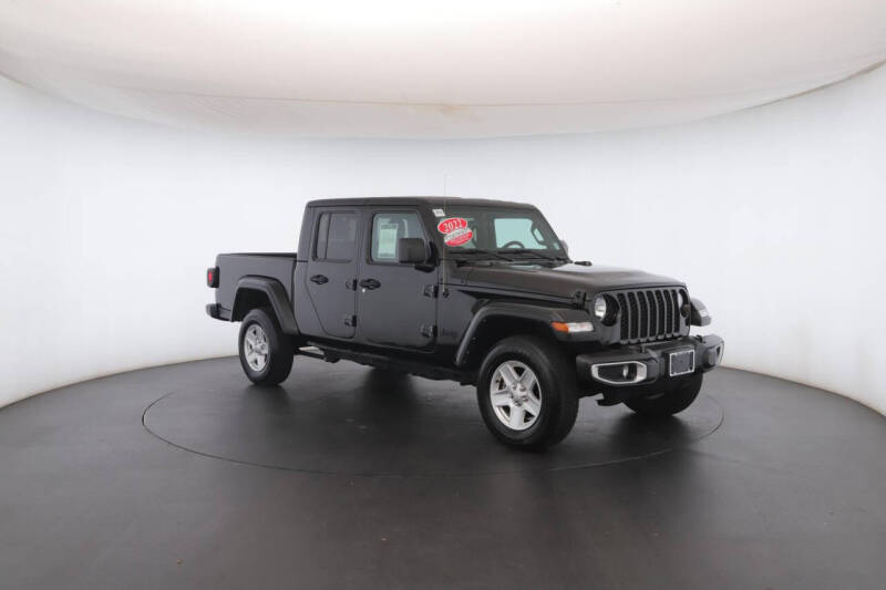 2022 Jeep Gladiator Sport