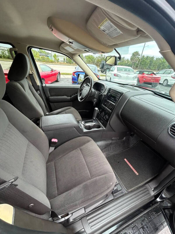 2010 Ford Explorer Sport Trac XLT