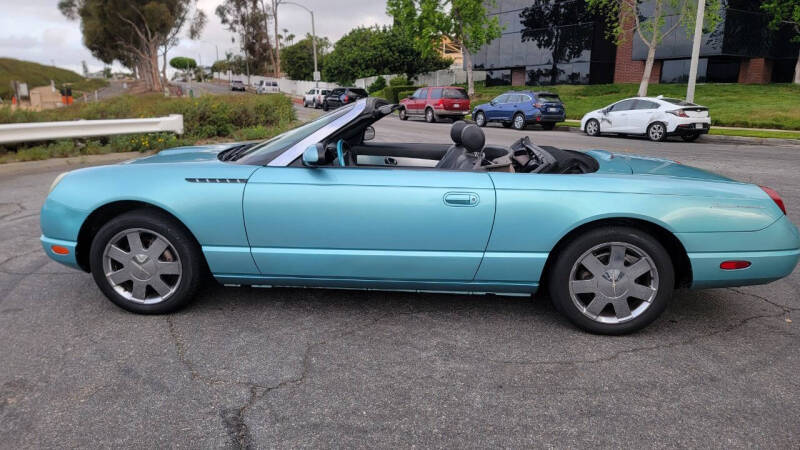 2002 Ford Thunderbird Deluxe
