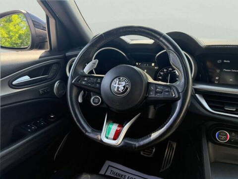 2022 Alfa Romeo Stelvio Veloce