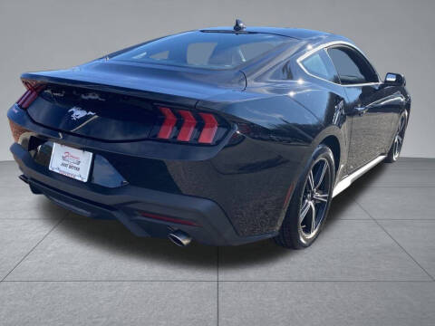 2025 Ford Mustang EcoBoost
