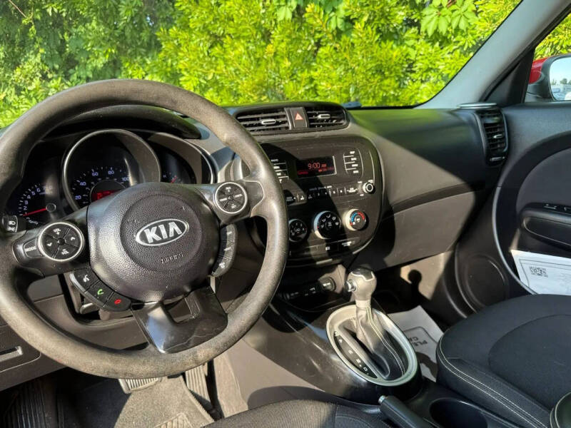 2015 Kia Soul +
