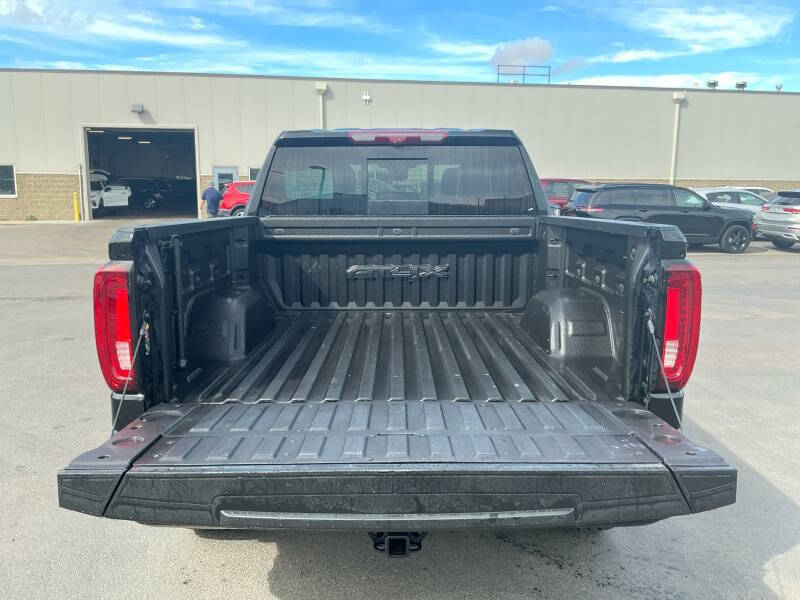 2023 GMC Sierra 1500 AT4X