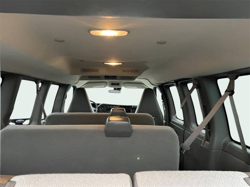 2021 Chevrolet Express LT 2500