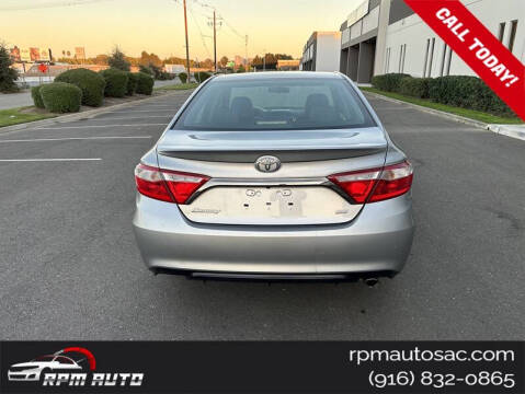 2016 Toyota Camry SE