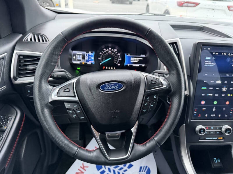 2022 Ford Edge ST-Line