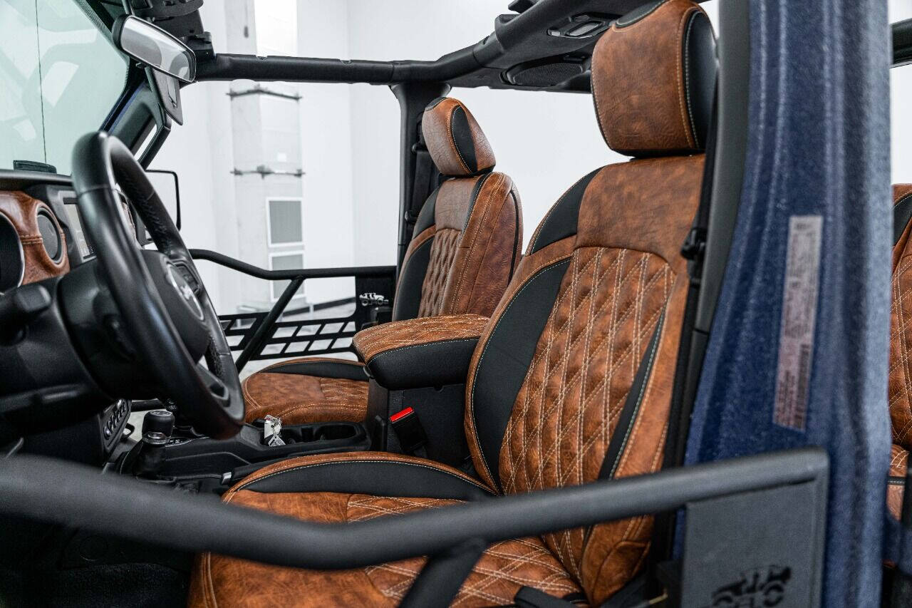 2022 JEEP Wrangler SUV / Crossover - $61,999