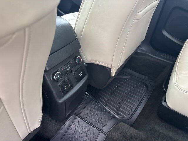 2017 Ford Explorer Platinum