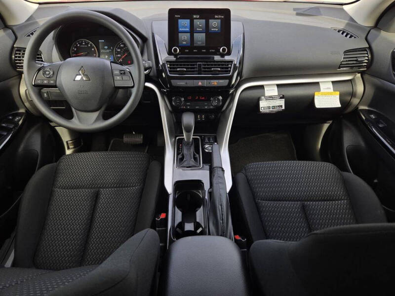 2026 Mitsubishi Eclipse Cross LE