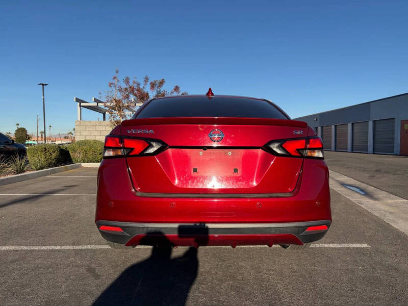 2020 Nissan Versa SR