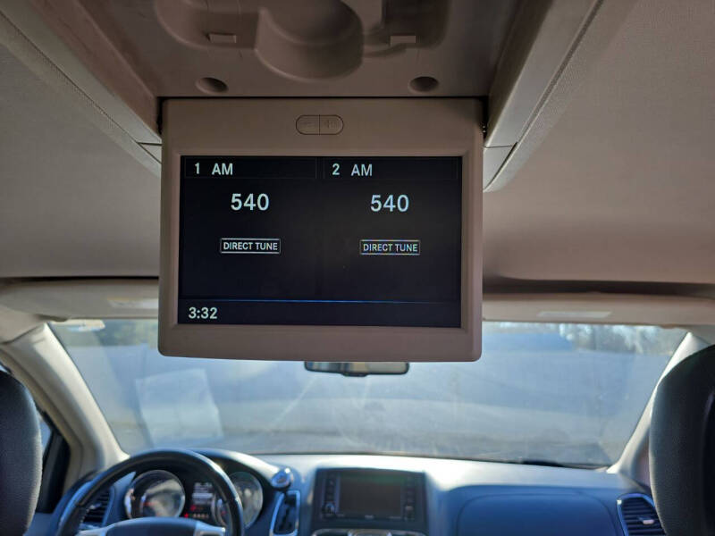 2015 Chrysler Town and Country Touring
