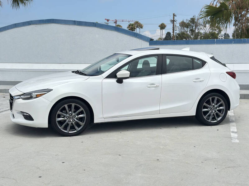 2018 Mazda MAZDA3 Grand Touring
