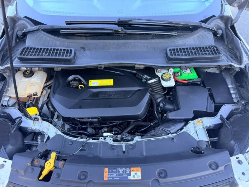 2015 Ford Escape SE