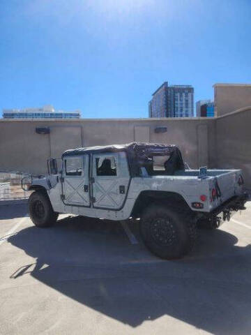 2007 AM General Hummer