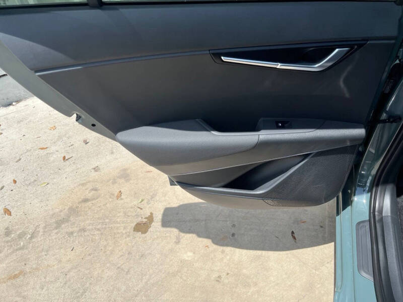 2023 Kia Niro EV Wind
