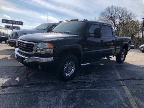 2005 GMC Sierra 2500HD for sale at Butler's Automotive in Henderson KY