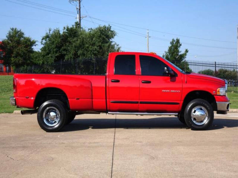 2005 Dodge Ram 3500 Pickup Laramie's photo