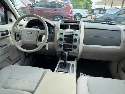2011 Ford Escape XLT