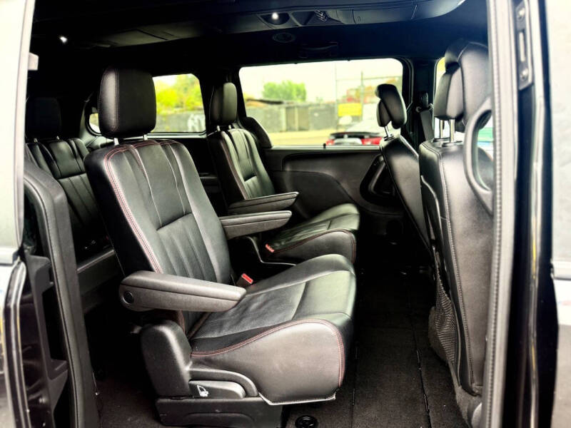 2020 Dodge Grand Caravan GT