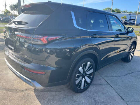 2026 Mitsubishi Outlander SE