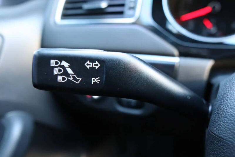 2016 Volkswagen Jetta