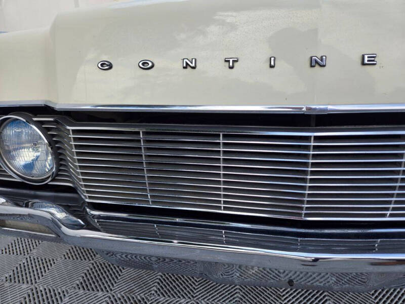 1967 Lincoln Continental