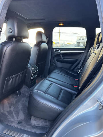 2005 Porsche Cayenne Turbo