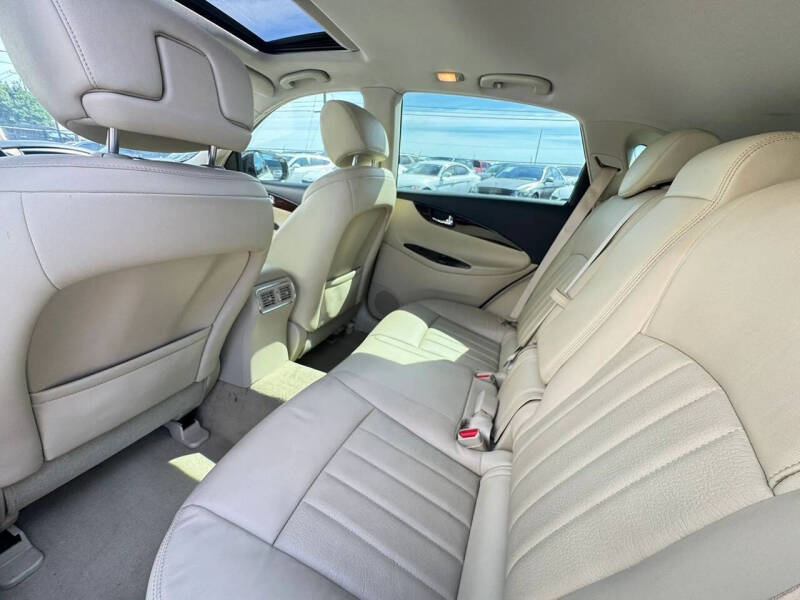 2016 Infiniti QX50