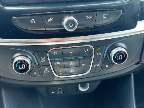 2021 Chevrolet Traverse LT Leather