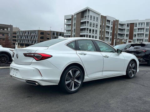 2025 Acura TLX w/Tech