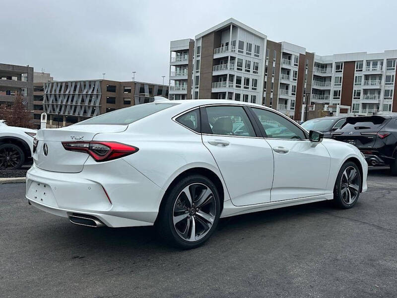 2025 Acura TLX w/Tech