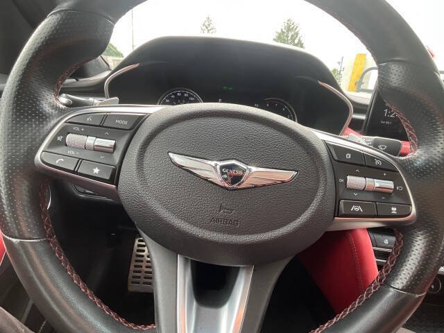 2023 Genesis G70