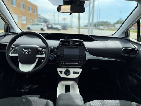 2017 Toyota Prius Three