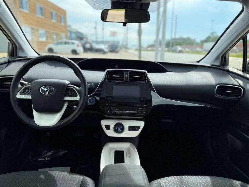 2017 Toyota Prius Three